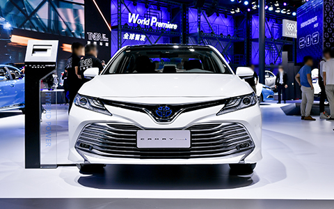 2018广州国际车展-camryhev2