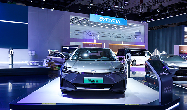 mobile-2023上海车展现场盛况