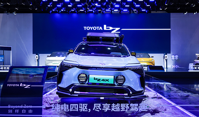 mobile-2023上海车展现场盛况